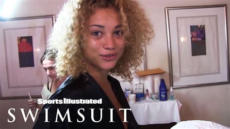 Rose Bertram Stunned Wearing Nothing But Body Paint In Photo